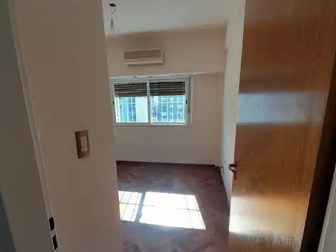 Avenida Directorio 1700, Piso 3