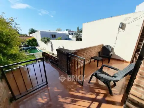 Casa 4 ambientes con 4 baños