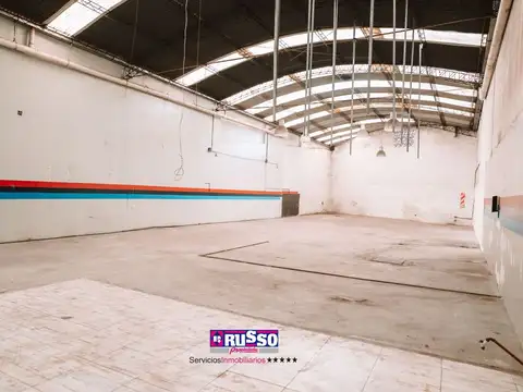 Galpon en Alquiler 43  mts Fondo