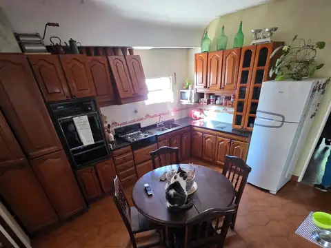 Depto Tipo Casa en Venta en Villa General Mitre, USD 230.000