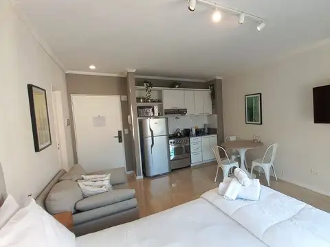 Monoambiente amueblado y equipado en Pto Madero