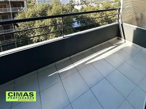 Departamento en Venta al Noreste