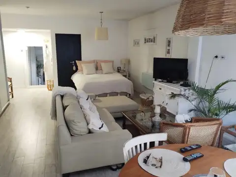Departamento en Venta en Olivos Vias/Rio, USD 120.000