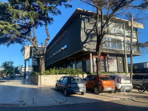 Oficina en Venta en Pilar, USD 95.000