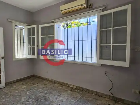 Depto Tipo Casa en Alquiler de 3 ambientes