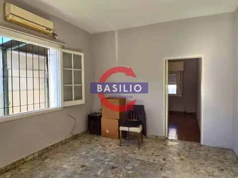 Depto Tipo Casa en Alquiler en Villa Adelina, $ 1.400.000