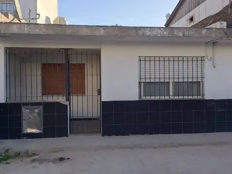 ALQUILER CASA 4 AMBIENTES VILLA SARMIENTO 