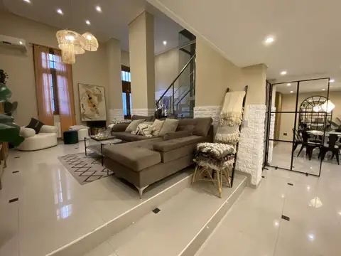 Depto Tipo Casa en Venta de 2 dormitorios