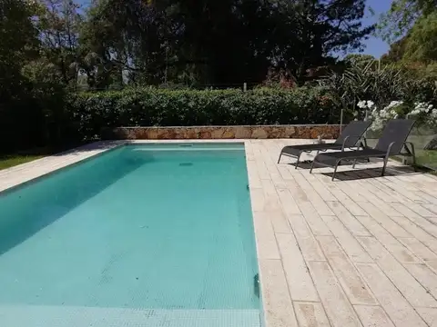 Casa en Alquiler Temporal en Santa Paula, USD 2.650