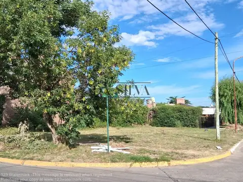 LOTE en esquina MARCOS PAZ CENTRO