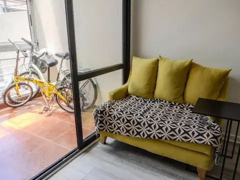 Pedernera 700, Piso 1