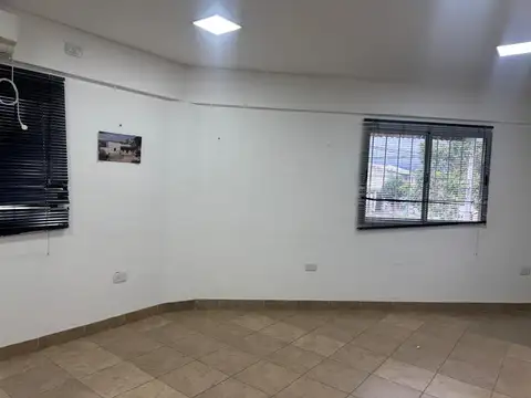 Galpon en Venta en Zona Norte, USD 280.000
