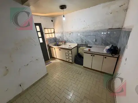 Depto Tipo Casa 4 ambientes con 2 baños