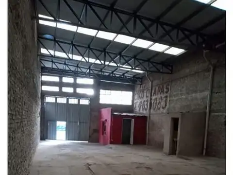 Galpon en Alquiler en Alvear, $ 800.000