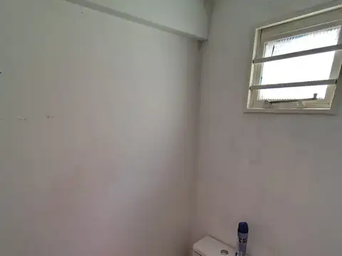 Local en Alquiler Via Púb.