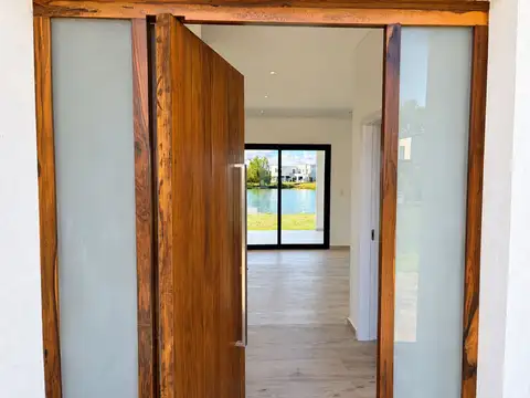 Libertad 300