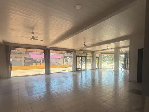 Local en Venta en Zárate, USD 267.000