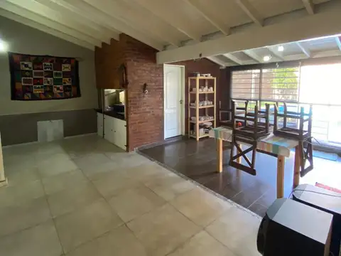 Casa en Venta con 2 Dormitorios + Piscina