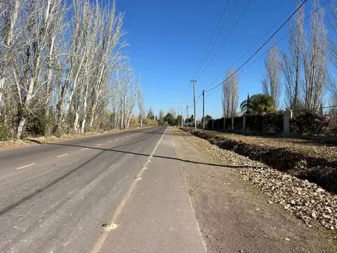 Carril Los Álamos