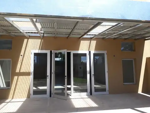 Galpon en Venta en Garin, USD 440.000