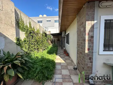 Depto Tipo Casa en Venta en Ramos Mejia, USD 79.000