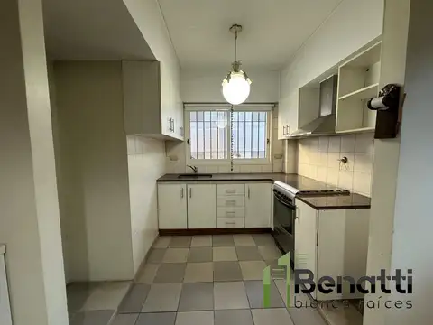 Ph 3 ambientes en VENTA. Con patio y Jardín. SIN EXPENSAS