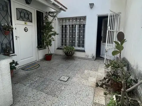 Depto Tipo Casa en Venta en Munro-Este, USD 88.000