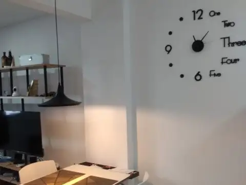 Pasco 1300, Piso 9