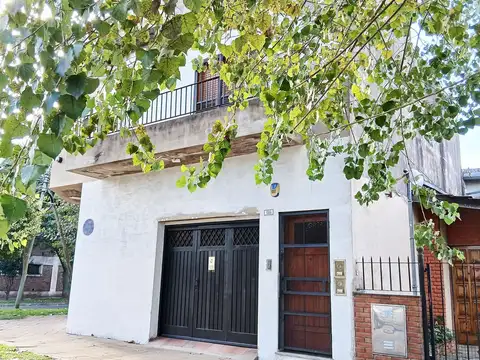 Depto Tipo Casa en Venta en Santos Lugares, USD 170.000