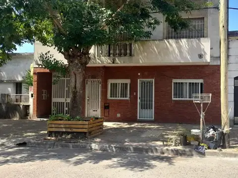 PH 2 dormitorios en venta en LA PLATA