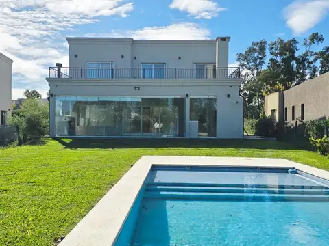 Casa en Venta en Pilar del Este - Santa Elena, USD 290.000