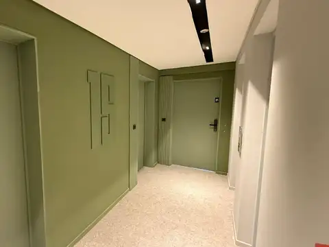 Torre Human Abasto, Departamento 3 Ambientes, Habitación en Suite, Listo para Habitar, Abasto