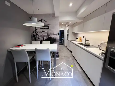 Departamento en Venta con 3 cocheras