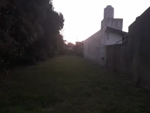 Terreno en Venta 50  mts Fondo