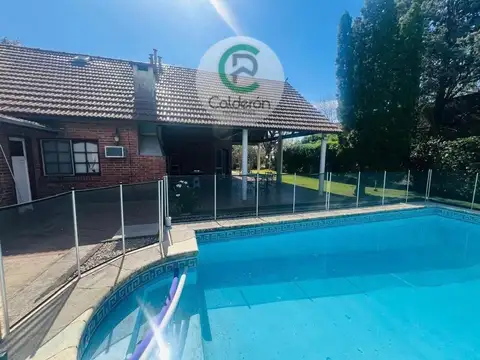 Casa en Venta con 5 cocheras