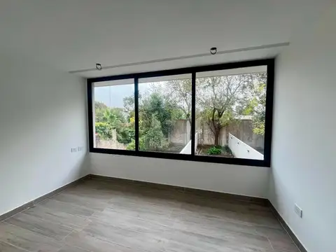 Departamento 4 ambientes con 3 baños