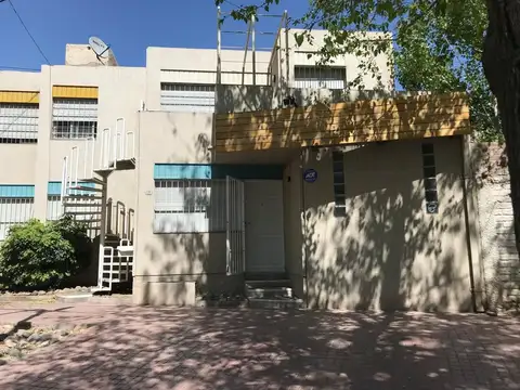 Casa en Alquiler de 3 dormitorios