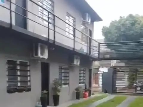 PH de 2 amb amplios en planta baja con cochera fija descubierta