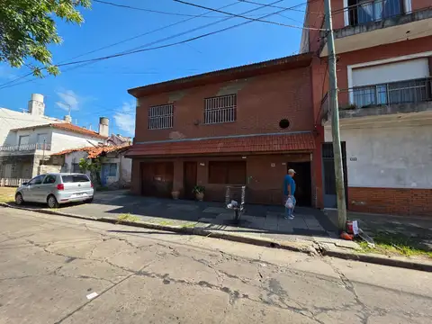 Departamento de 2 Ambientes con Terraza Propia Tipo Casa F: 10356
