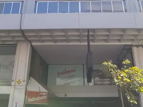 Cochera en microcentro. Zona Anses, Peatonales.