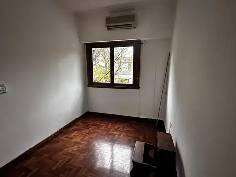 Oficina 2 ambientes con 1 baño