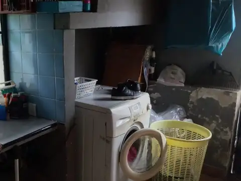 Camino General Belgrano e/ 410 y 411 100