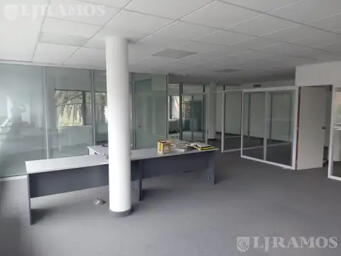 Alquiler de oficina de 193 m2 en Beccar