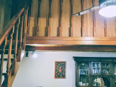 Depto Tipo Casa 5 ambientes con 2 baños