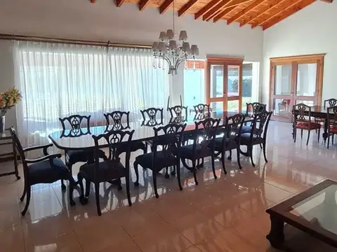 Casa en Venta en Luján, USD 350.000