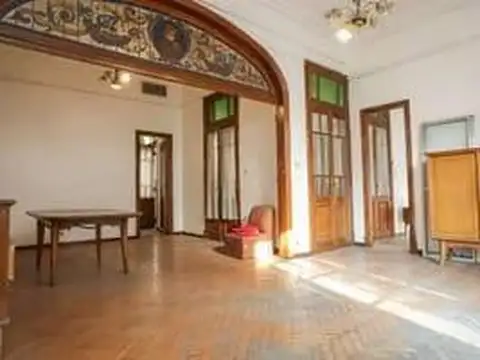 Depto Tipo Casa en Venta de 6 ambientes