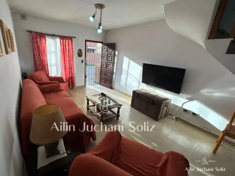 Casa en Alquiler Temporal con 1 cochera