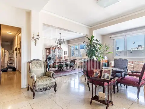 Departamento en Venta de 5 ambientes