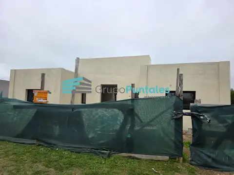 Casa en Venta en Horizontes al Sur, USD 230.000