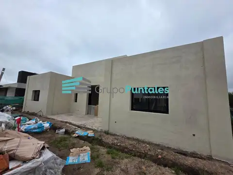 Casa a estrenar en una planta con piscina Barrio Horizontes al sur Canning San Vicente